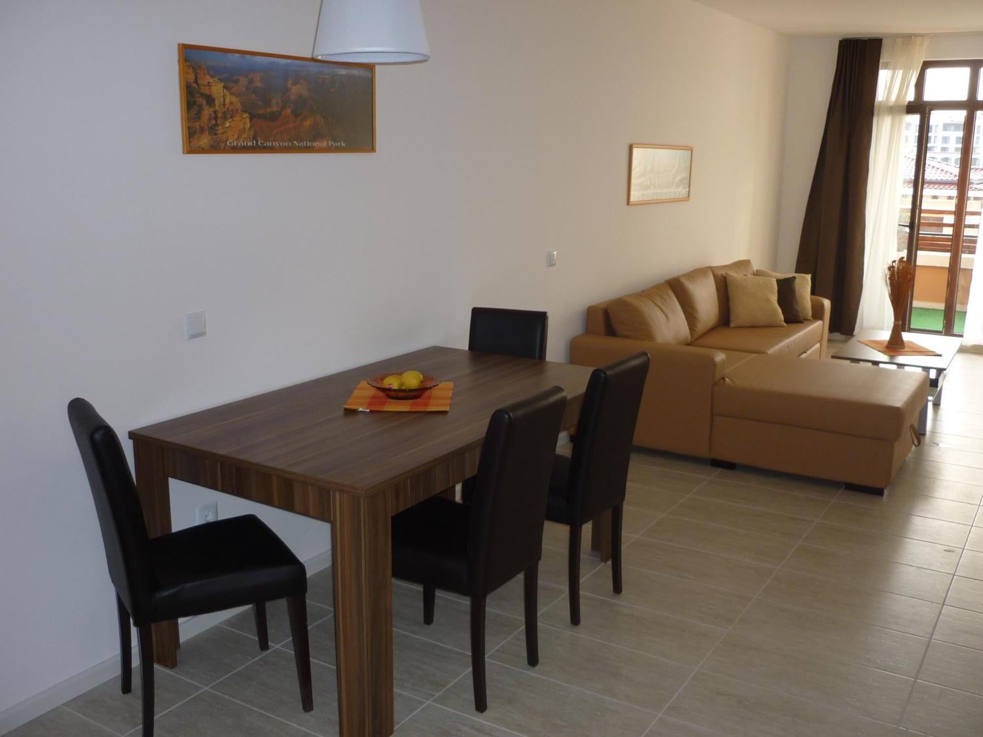 Ganozliev'S Apartments In Kavatsi Area 소조폴 외부 사진