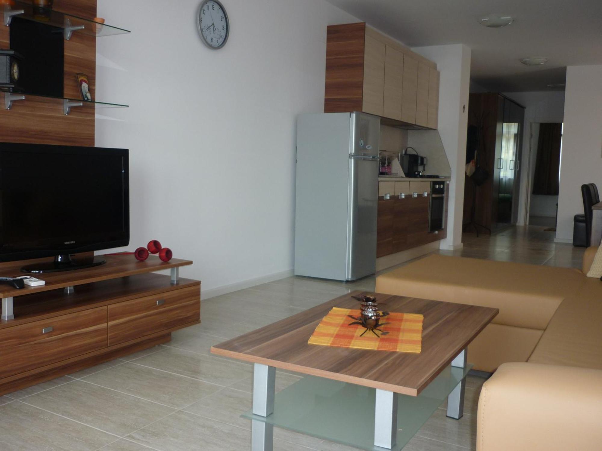 Ganozliev'S Apartments In Kavatsi Area 소조폴 외부 사진
